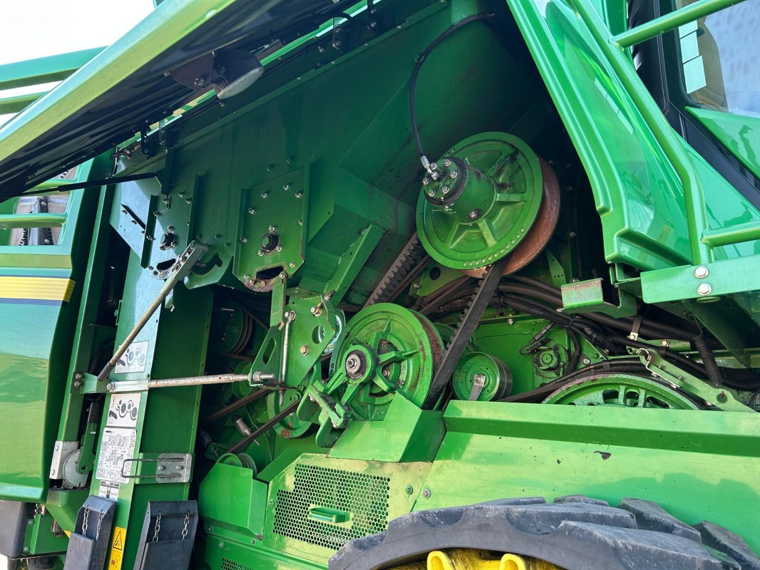 John Deere T660 - Ceifeira debulhadora: foto 4 John Deere T660 - Ceifeira debulhadora: foto 4