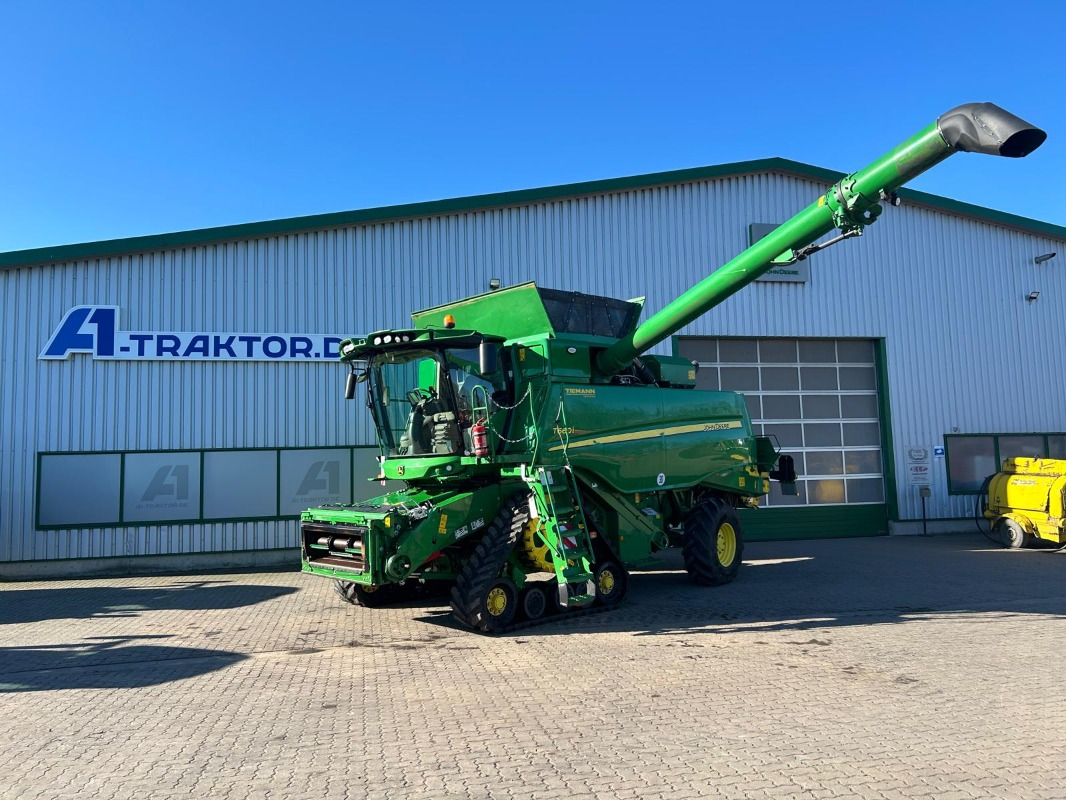 John Deere T660 - Ceifeira debulhadora: foto 1 John Deere T660 - Ceifeira debulhadora: foto 1
