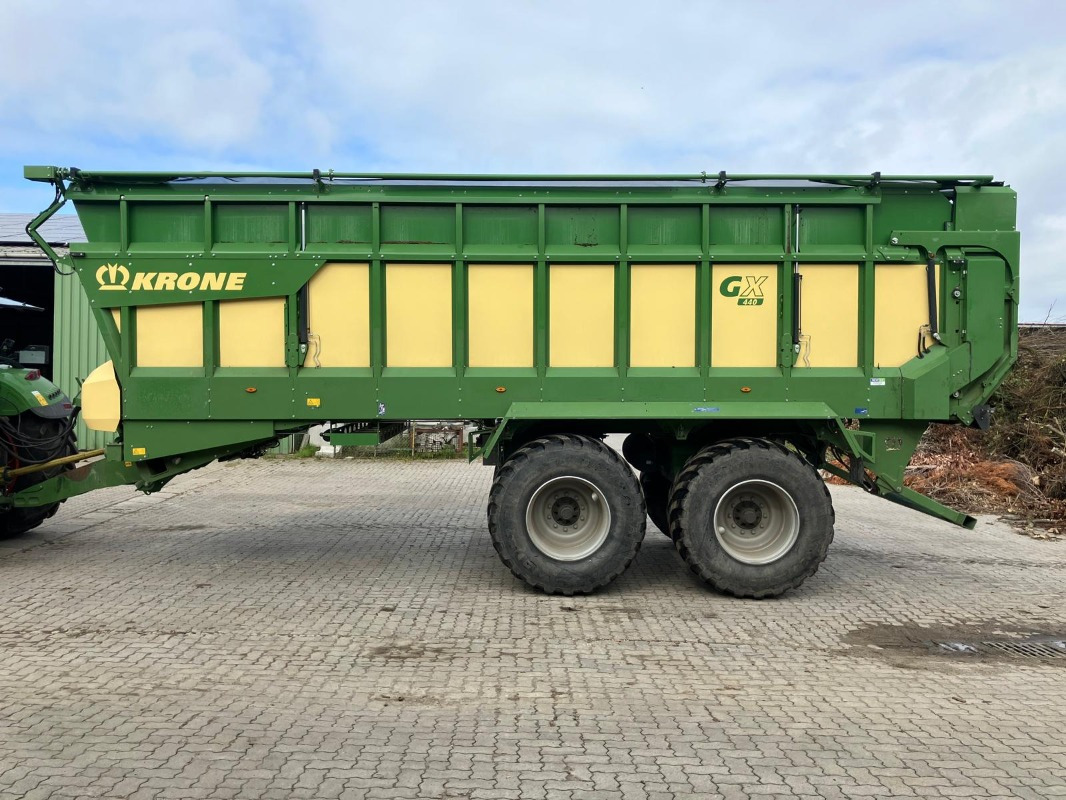 Krone GX 440 - Reboque agrícola: foto 1 Krone GX 440 - Reboque agrícola: foto 1
