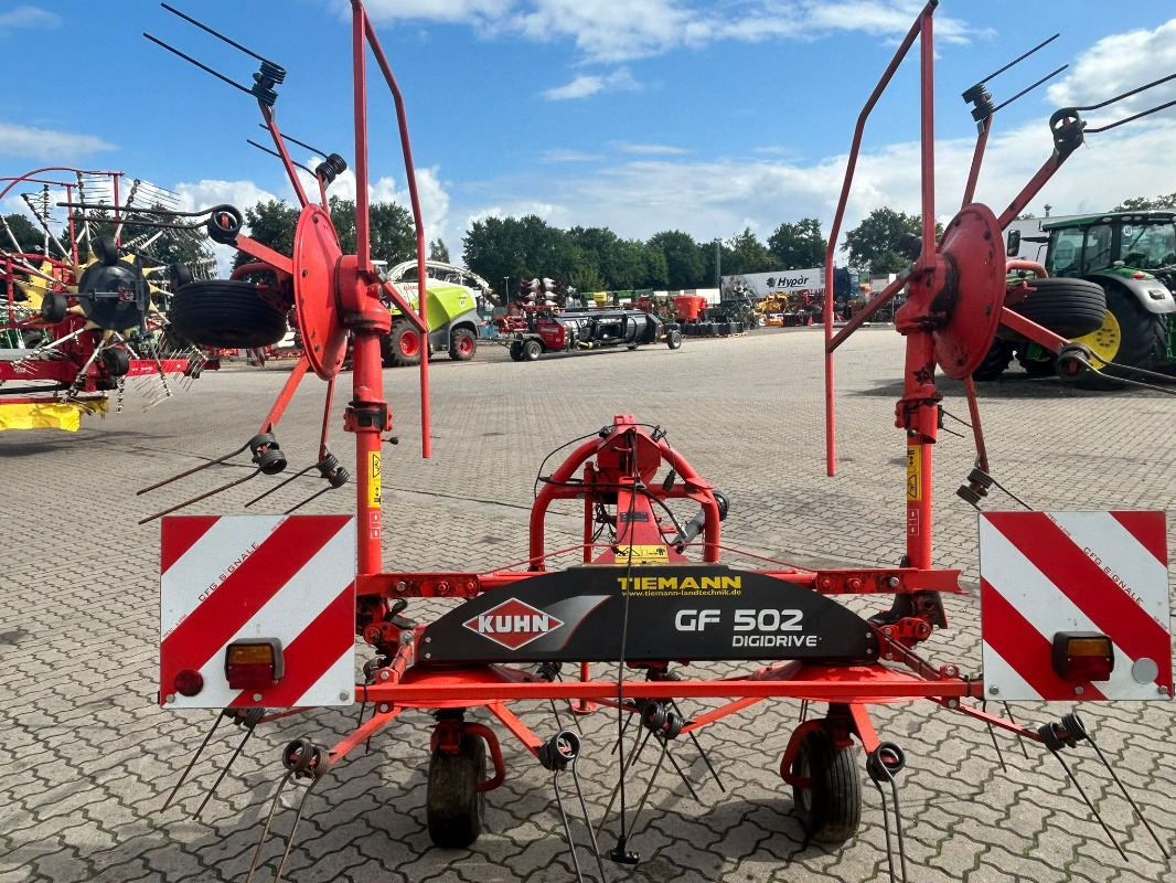 Kuhn GF 502 - Ancinho enleirador: foto 5 Kuhn GF 502 - Ancinho enleirador: foto 5
