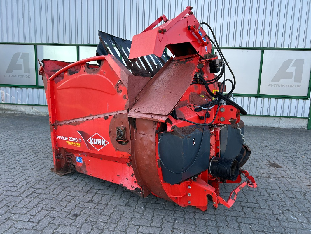 Kuhn Primor 2060 M - Equipamento para silagem: foto 1 Kuhn Primor 2060 M - Equipamento para silagem: foto 1