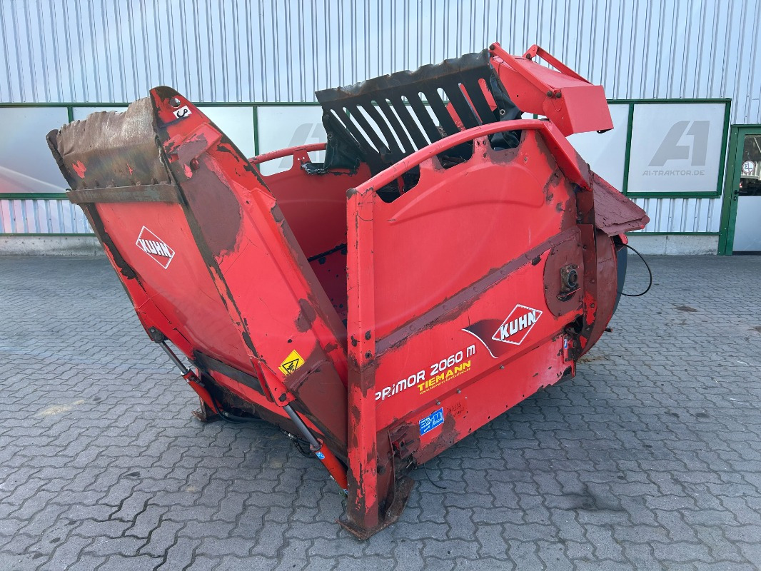 Kuhn Primor 2060 M - Equipamento para silagem: foto 4 Kuhn Primor 2060 M - Equipamento para silagem: foto 4