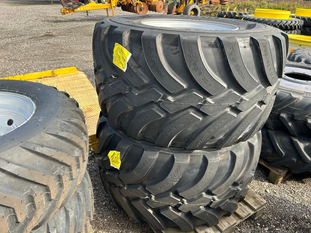 Trelleborg 600/50R22.5 - 2 Stück - Jantes e pneus por Máquina agrícola: foto 1 Trelleborg 600/50R22.5 - 2 Stück - Jantes e pneus por Máquina agrícola: foto 1
