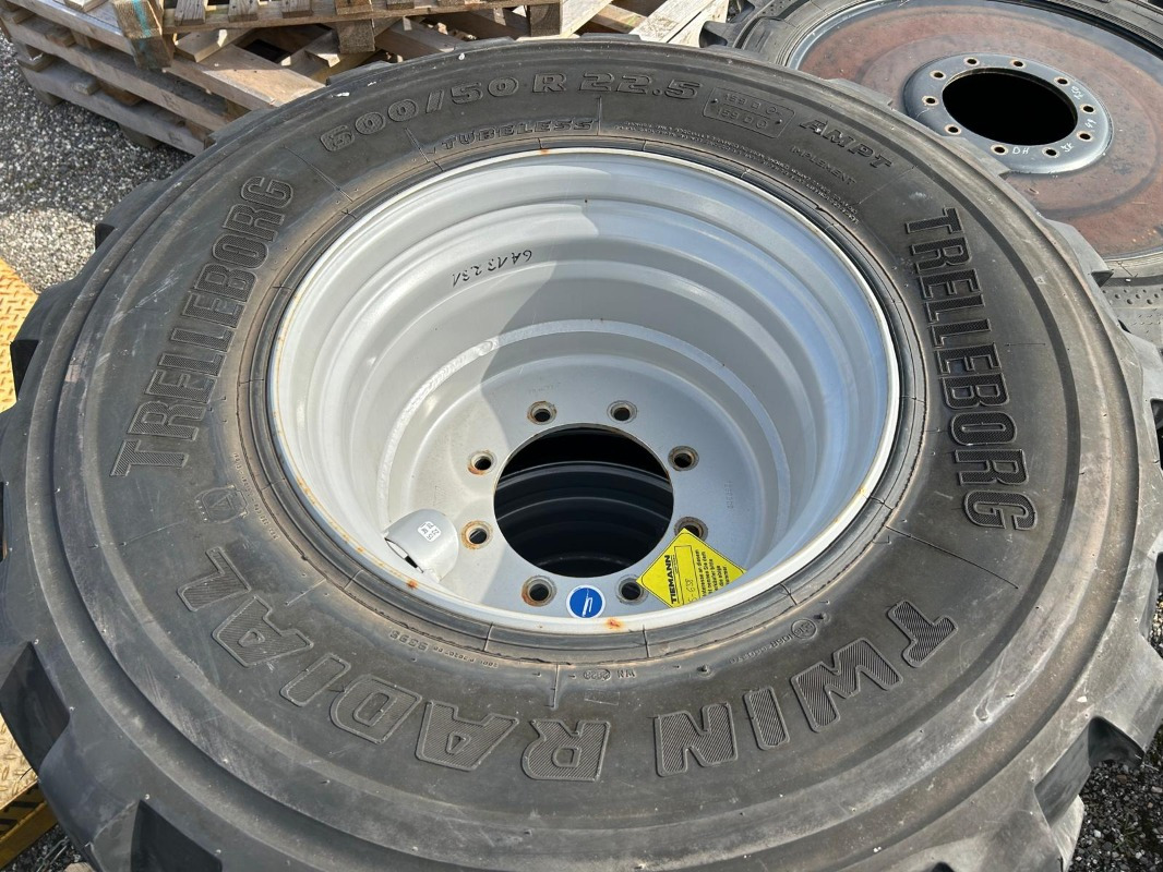 Trelleborg 600/50R22.5 - 2 Stück - Jantes e pneus por Máquina agrícola: foto 2 Trelleborg 600/50R22.5 - 2 Stück - Jantes e pneus por Máquina agrícola: foto 2