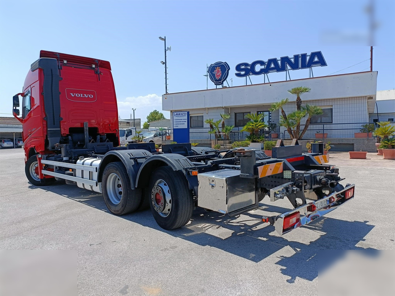 VOLVO FH500 - Camião transportador de contêineres/ Caixa móvel: foto 4 VOLVO FH500 - Camião transportador de contêineres/ Caixa móvel: foto 4