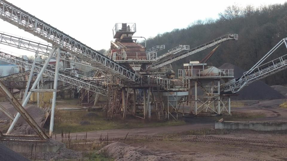 Svedala 250t Komplette Anlage - Máquina de construção: foto 1 Svedala 250t Komplette Anlage - Máquina de construção: foto 1