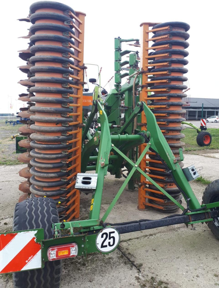 Amazone Catros 6002-2TS - Grades de discos: foto 4 Amazone Catros 6002-2TS - Grades de discos: foto 4