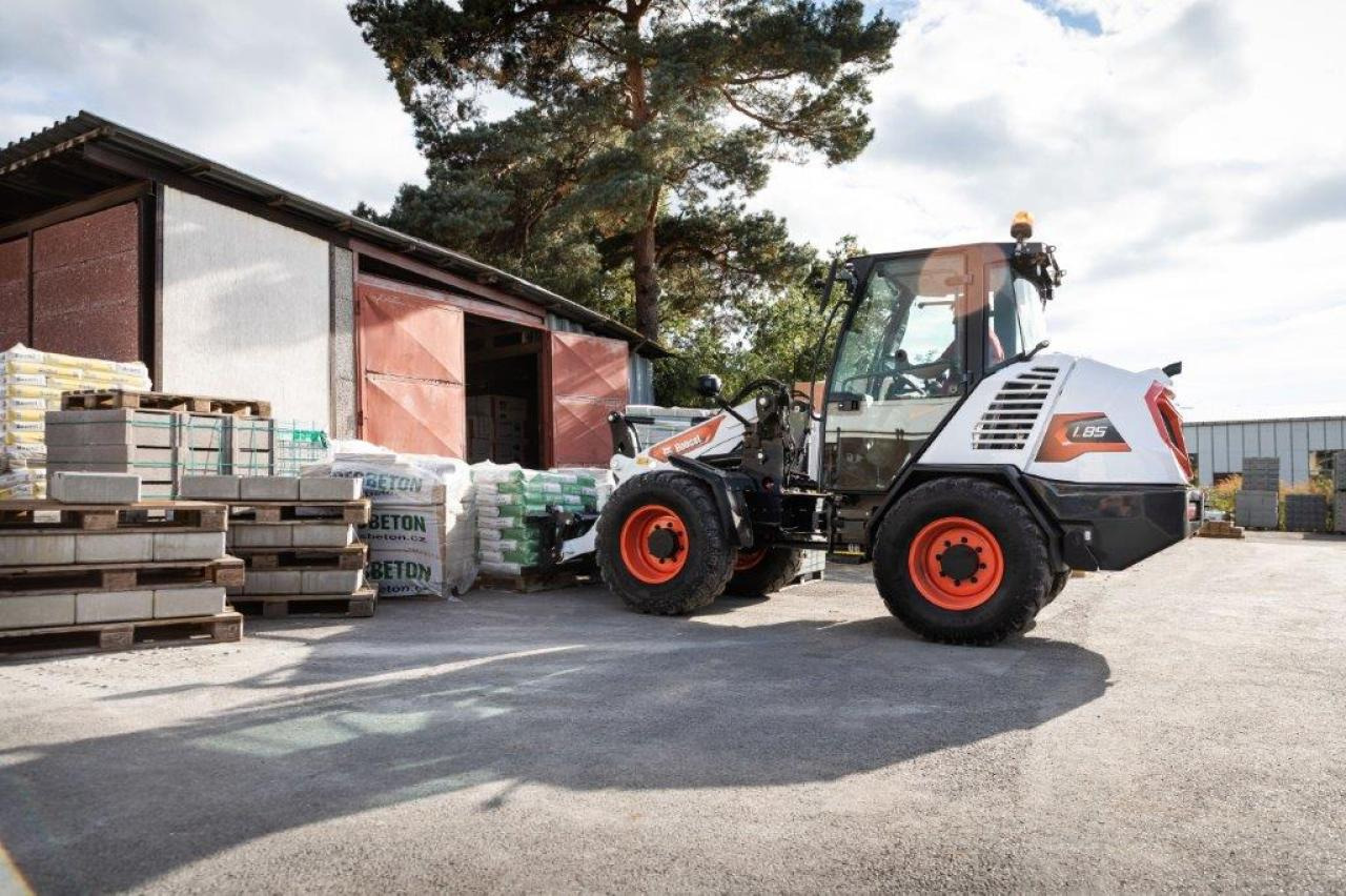 Bobcat L85 4 Jahre 0% - Pá carregadora de rodas: foto 1 Bobcat L85 4 Jahre 0% - Pá carregadora de rodas: foto 1