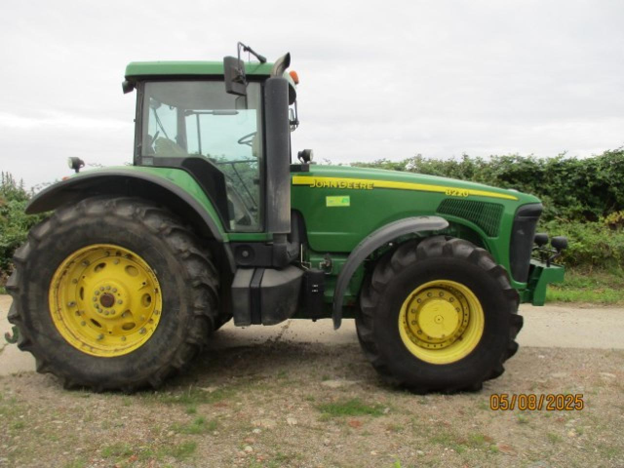 John Deere 8220 Power Schift 7290 Std. - Trator: foto 2 John Deere 8220 Power Schift 7290 Std. - Trator: foto 2
