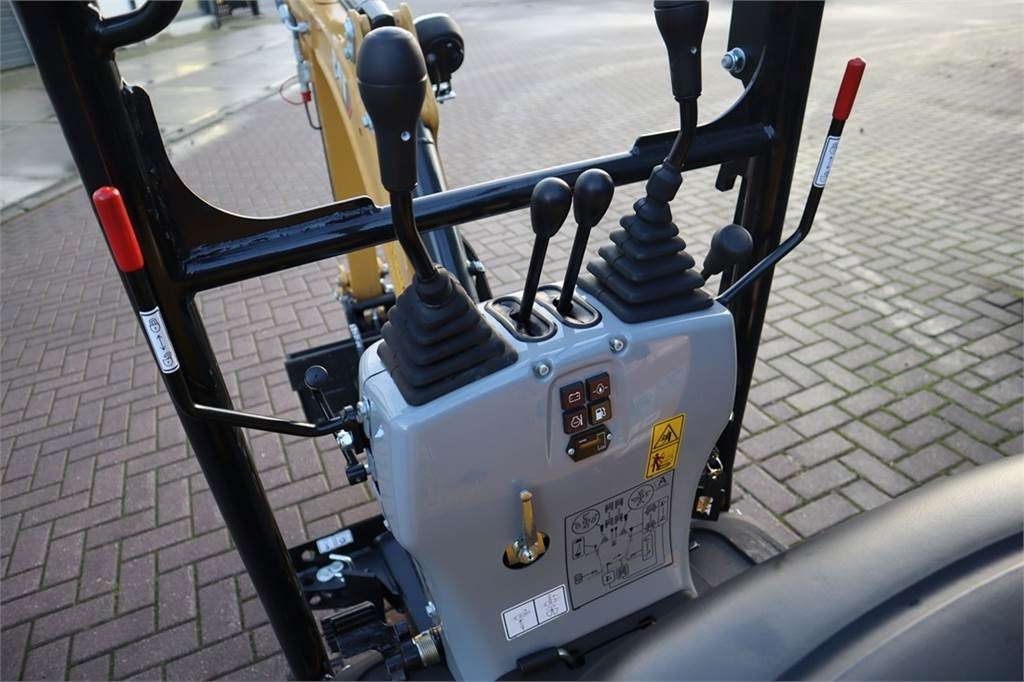 CAT 300.9D NEW, Valid inspection, *Guarantee! Hydr Qui - Mini escavadeira: foto 5 CAT 300.9D NEW, Valid inspection, *Guarantee! Hydr Qui - Mini escavadeira: foto 5