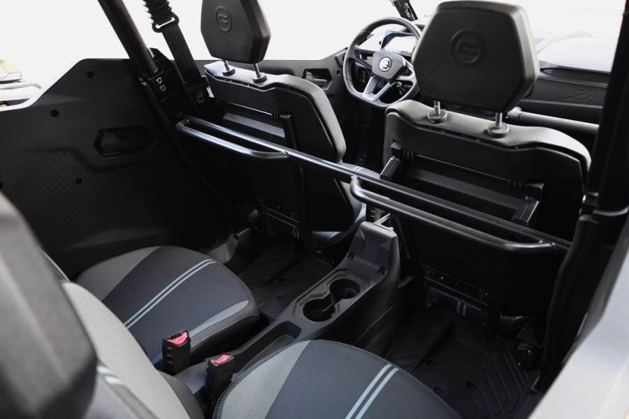 CFMoto ZFORCE 950 Sport V4 4x4 independant suspension, LE - Quadriciclo: foto 5 CFMoto ZFORCE 950 Sport V4 4x4 independant suspension, LE - Quadriciclo: foto 5