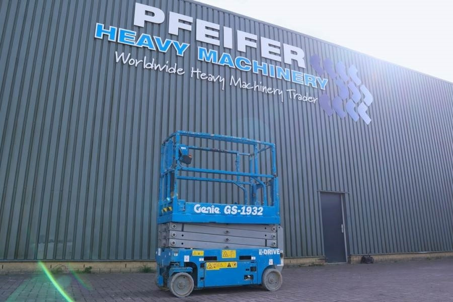Genie GS1932 E-Drive Several In Stock, 8m Working Height - Plataforma de Tijera/ Plataforma de tesoura: foto 1 Genie GS1932 E-Drive Several In Stock, 8m Working Height - Plataforma de Tijera/ Plataforma de tesoura: foto 1
