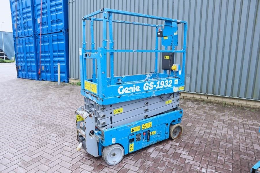 Genie GS1932 Electric, Working Height 7.8 m, 227kg Capac - Plataforma de Tijera/ Plataforma de tesoura: foto 2 Genie GS1932 Electric, Working Height 7.8 m, 227kg Capac - Plataforma de Tijera/ Plataforma de tesoura: foto 2