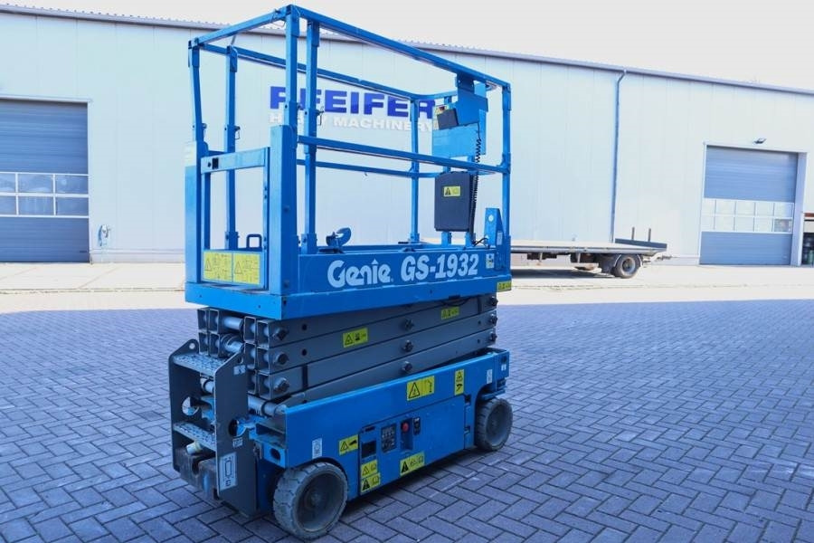 Genie GS1932 Electric, Working Height 7.8 m, 227kg Capac - Plataforma de Tijera/ Plataforma de tesoura: foto 2 Genie GS1932 Electric, Working Height 7.8 m, 227kg Capac - Plataforma de Tijera/ Plataforma de tesoura: foto 2