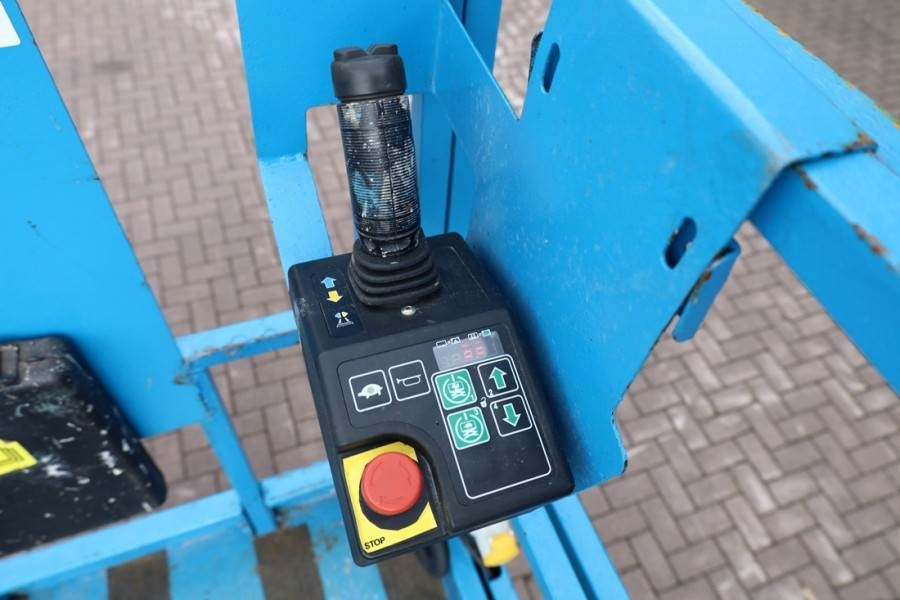 Genie GS2646 Electric, Working Height 9.80m, Capacity 45 - Plataforma de Tijera/ Plataforma de tesoura: foto 5 Genie GS2646 Electric, Working Height 9.80m, Capacity 45 - Plataforma de Tijera/ Plataforma de tesoura: foto 5