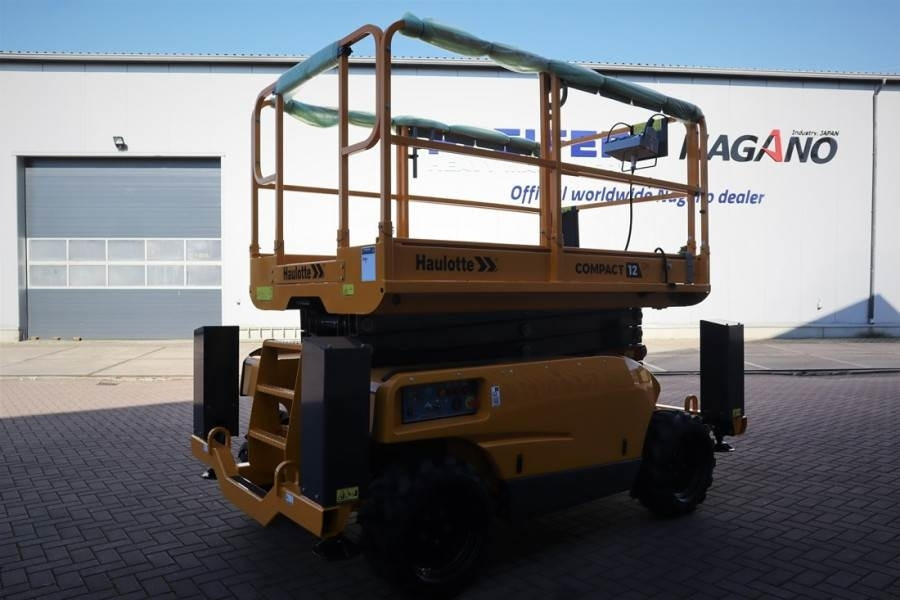 Haulotte Compact 12DX Valid Inspection, *Guarantee! Diesel, - Plataforma de Tijera/ Plataforma de tesoura: foto 3 Haulotte Compact 12DX Valid Inspection, *Guarantee! Diesel, - Plataforma de Tijera/ Plataforma de tesoura: foto 3