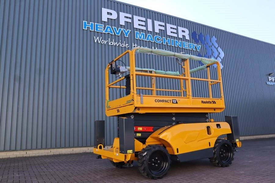 Haulotte Compact 12DX Valid Inspection, *Guarantee! Diesel, - Plataforma de Tijera/ Plataforma de tesoura: foto 1 Haulotte Compact 12DX Valid Inspection, *Guarantee! Diesel, - Plataforma de Tijera/ Plataforma de tesoura: foto 1