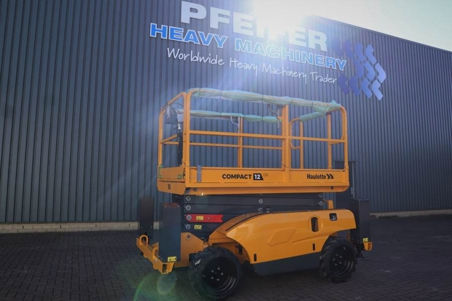 Haulotte Compact 12DX Valid Inspection, *Guarantee! Diesel, - Plataforma de Tijera/ Plataforma de tesoura: foto 1 Haulotte Compact 12DX Valid Inspection, *Guarantee! Diesel, - Plataforma de Tijera/ Plataforma de tesoura: foto 1
