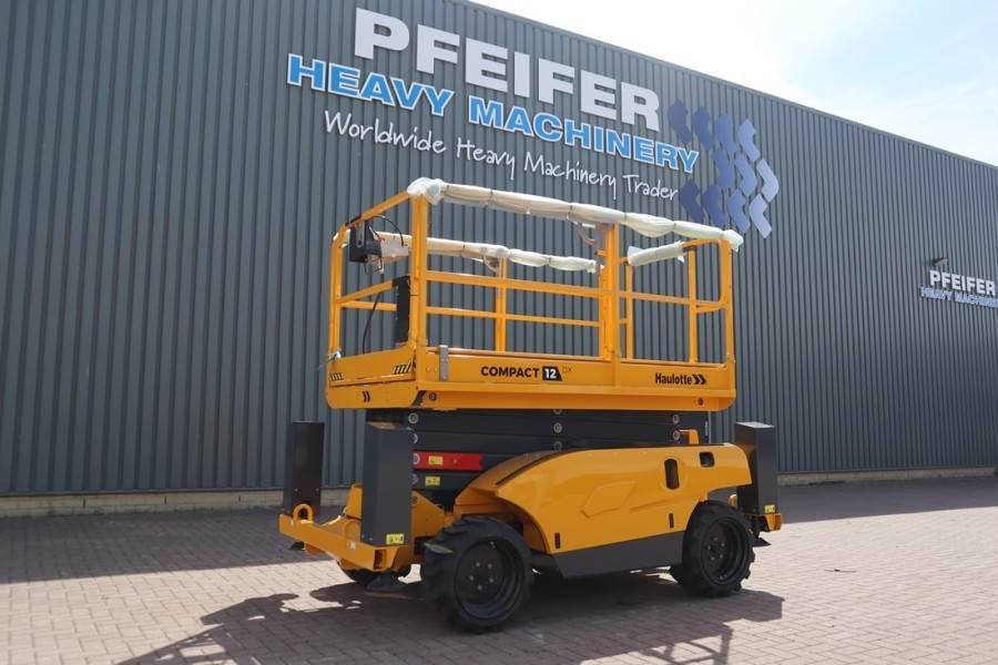Haulotte Compact 12DX Valid Inspection, *Guarantee! Diesel, - Plataforma de Tijera/ Plataforma de tesoura: foto 1 Haulotte Compact 12DX Valid Inspection, *Guarantee! Diesel, - Plataforma de Tijera/ Plataforma de tesoura: foto 1