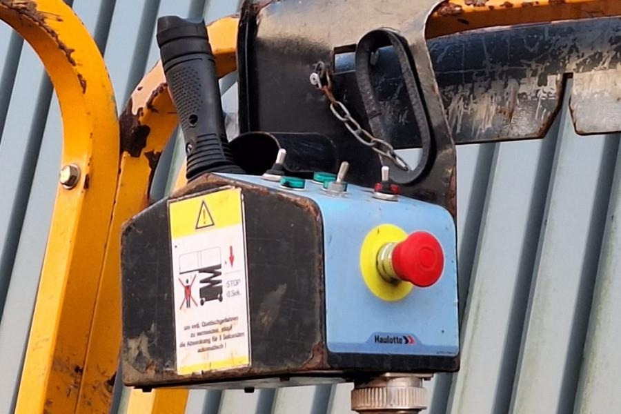 Haulotte Compact 12RTE Electric, 12m Working Height, 450kg - Plataforma de Tijera/ Plataforma de tesoura: foto 4 Haulotte Compact 12RTE Electric, 12m Working Height, 450kg - Plataforma de Tijera/ Plataforma de tesoura: foto 4