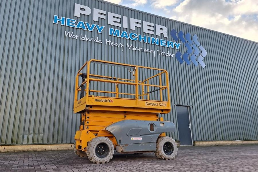 Haulotte Compact 12RTE Electric, 12m Working Height, 450kg - Plataforma de Tijera/ Plataforma de tesoura: foto 1 Haulotte Compact 12RTE Electric, 12m Working Height, 450kg - Plataforma de Tijera/ Plataforma de tesoura: foto 1