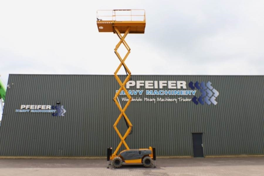 Haulotte Compact 12RTE Electric, 12m Working Height, 450kg - Plataforma de Tijera/ Plataforma de tesoura: foto 3 Haulotte Compact 12RTE Electric, 12m Working Height, 450kg - Plataforma de Tijera/ Plataforma de tesoura: foto 3