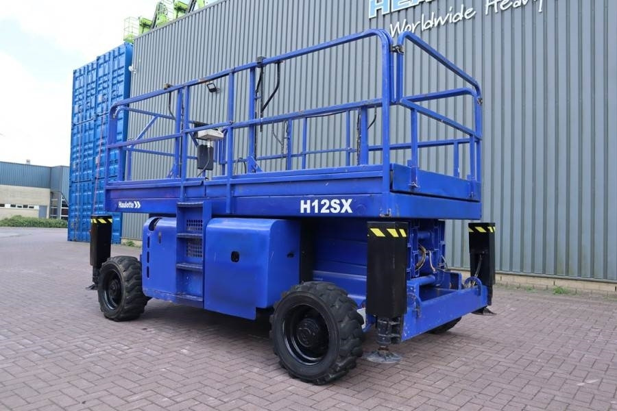 Plataforma de Tijera/ Plataforma de tesoura Haulotte H12SX Diesel, 4x4 Drive, 12m Working Height, 700kg: foto 8