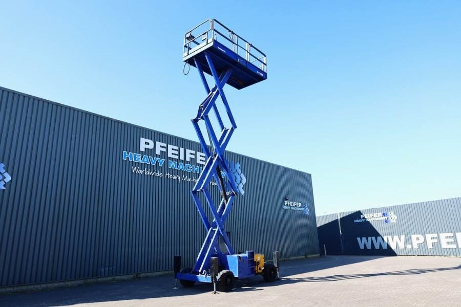 Haulotte H12SX Diesel, 4x4 Drive, 12m Working Height, 700kg - Plataforma de Tijera/ Plataforma de tesoura: foto 3 Haulotte H12SX Diesel, 4x4 Drive, 12m Working Height, 700kg - Plataforma de Tijera/ Plataforma de tesoura: foto 3