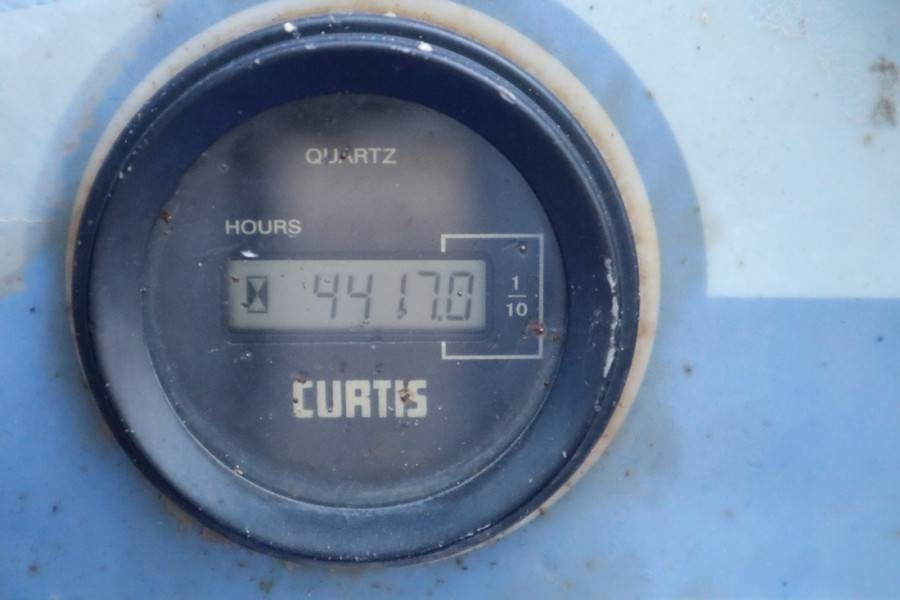 Haulotte H15SX New Tyres, Diesel, 4x4 Drive, 15 Working Hei - Plataforma de Tijera/ Plataforma de tesoura: foto 5 Haulotte H15SX New Tyres, Diesel, 4x4 Drive, 15 Working Hei - Plataforma de Tijera/ Plataforma de tesoura: foto 5