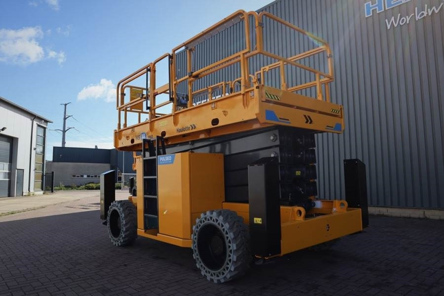 Haulotte HS18EPRO Full Electric 4x4 Drive, Versatile Use: O  - Plataforma de Tijera/ Plataforma de tesoura: foto 4 Haulotte HS18EPRO Full Electric 4x4 Drive, Versatile Use: O  - Plataforma de Tijera/ Plataforma de tesoura: foto 4