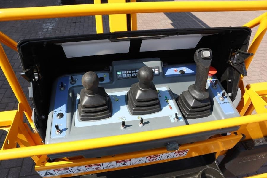 Haulotte HT23RTJ O Valid Inspection, *Guarantee! Diesel, 4x - Plataforma telescópica: foto 4 Haulotte HT23RTJ O Valid Inspection, *Guarantee! Diesel, 4x - Plataforma telescópica: foto 4