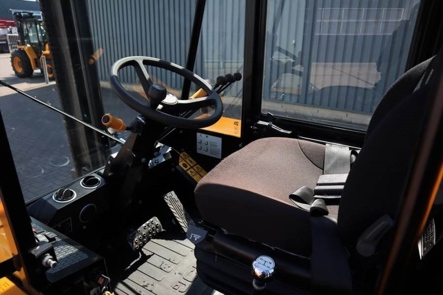 JCB 940-4 T4 Valid inspection, *Guarantee! Diesel, 4x4 - Empilhador todo-o-terreno: foto 4 JCB 940-4 T4 Valid inspection, *Guarantee! Diesel, 4x4 - Empilhador todo-o-terreno: foto 4