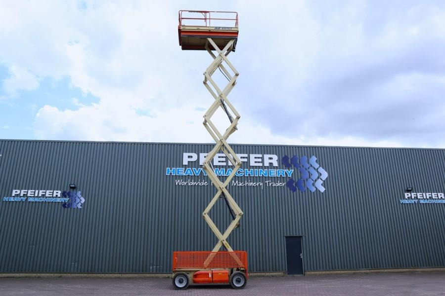 JLG 4069LE Electric, 14.2m Working Height, 360kg Capac - Plataforma de Tijera/ Plataforma de tesoura: foto 3 JLG 4069LE Electric, 14.2m Working Height, 360kg Capac - Plataforma de Tijera/ Plataforma de tesoura: foto 3