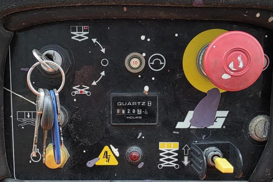 JLG M4069 Hybrid, 14.2m Working Height, 360kg Capacity - Plataforma de Tijera/ Plataforma de tesoura: foto 4 JLG M4069 Hybrid, 14.2m Working Height, 360kg Capacity - Plataforma de Tijera/ Plataforma de tesoura: foto 4