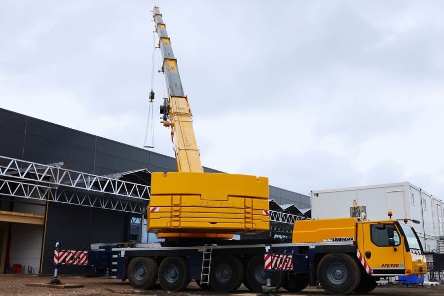 Liebherr LTM1250-5.1 Dutch Registration, Paragraph 70, 10x6 - Grua todo o terreno: foto 1 Liebherr LTM1250-5.1 Dutch Registration, Paragraph 70, 10x6 - Grua todo o terreno: foto 1
