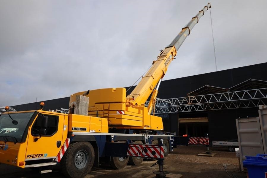 Liebherr LTM1250-5.1 Dutch Registration, Paragraph 70, 10x6 - Grua todo o terreno: foto 2 Liebherr LTM1250-5.1 Dutch Registration, Paragraph 70, 10x6 - Grua todo o terreno: foto 2
