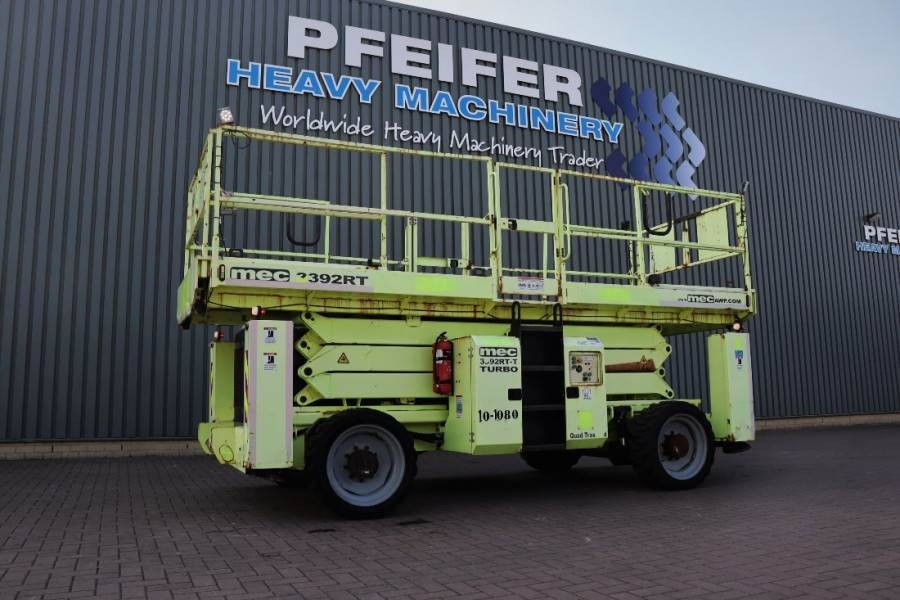 MEC 3392RT-T Diesel, 4x4 Drive, 12m Working Height, 12 - Plataforma de Tijera/ Plataforma de tesoura: foto 1 MEC 3392RT-T Diesel, 4x4 Drive, 12m Working Height, 12 - Plataforma de Tijera/ Plataforma de tesoura: foto 1