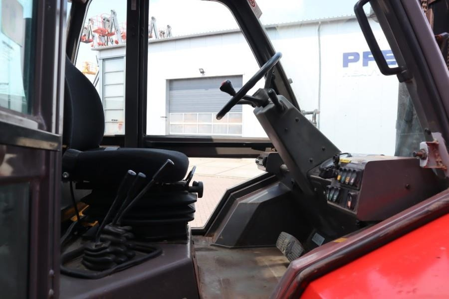 Manitou M30-4 Diesel, 4x4 Drive, 3t Capacity, Triplex Mast - Empilhador todo-o-terreno: foto 3 Manitou M30-4 Diesel, 4x4 Drive, 3t Capacity, Triplex Mast - Empilhador todo-o-terreno: foto 3