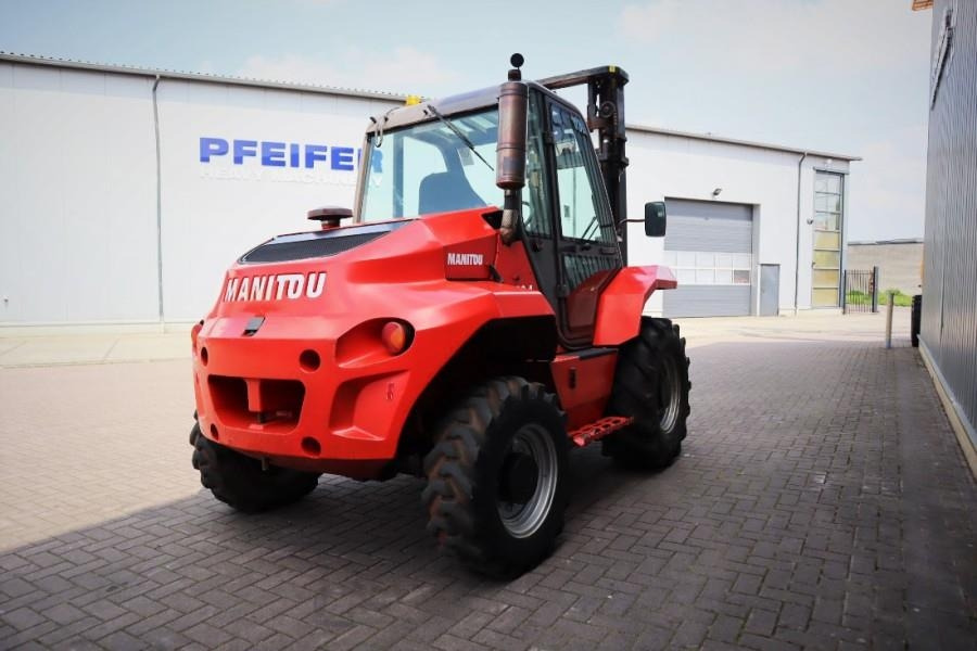 Manitou M30-4 Diesel, 4x4 Drive, 3t Capacity, Triplex Mast - Empilhador todo-o-terreno: foto 2 Manitou M30-4 Diesel, 4x4 Drive, 3t Capacity, Triplex Mast - Empilhador todo-o-terreno: foto 2