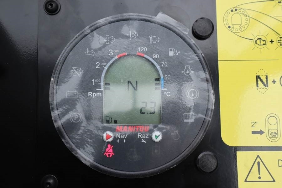 Manitou M30-4 Valid inspection, *Guarantee! Diesel, 4x4 Dr - Empilhador todo-o-terreno: foto 4 Manitou M30-4 Valid inspection, *Guarantee! Diesel, 4x4 Dr - Empilhador todo-o-terreno: foto 4