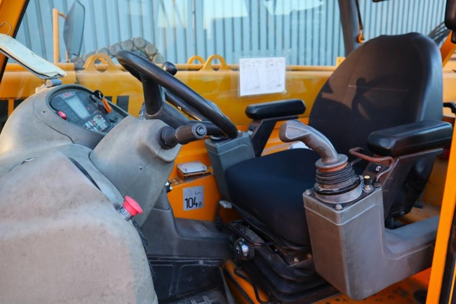 Manitou MRT1840 EASY Diesel, 4x4x4 Drive, 18m Lifting Heig - Empilhador telescópico: foto 4 Manitou MRT1840 EASY Diesel, 4x4x4 Drive, 18m Lifting Heig - Empilhador telescópico: foto 4