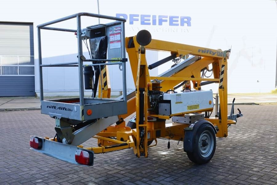 Niftylift 120TE Electric, 12.2m Working Height, 6.1m Reach, - Plataforma de elevaçao rebocável: foto 2 Niftylift 120TE Electric, 12.2m Working Height, 6.1m Reach, - Plataforma de elevaçao rebocável: foto 2