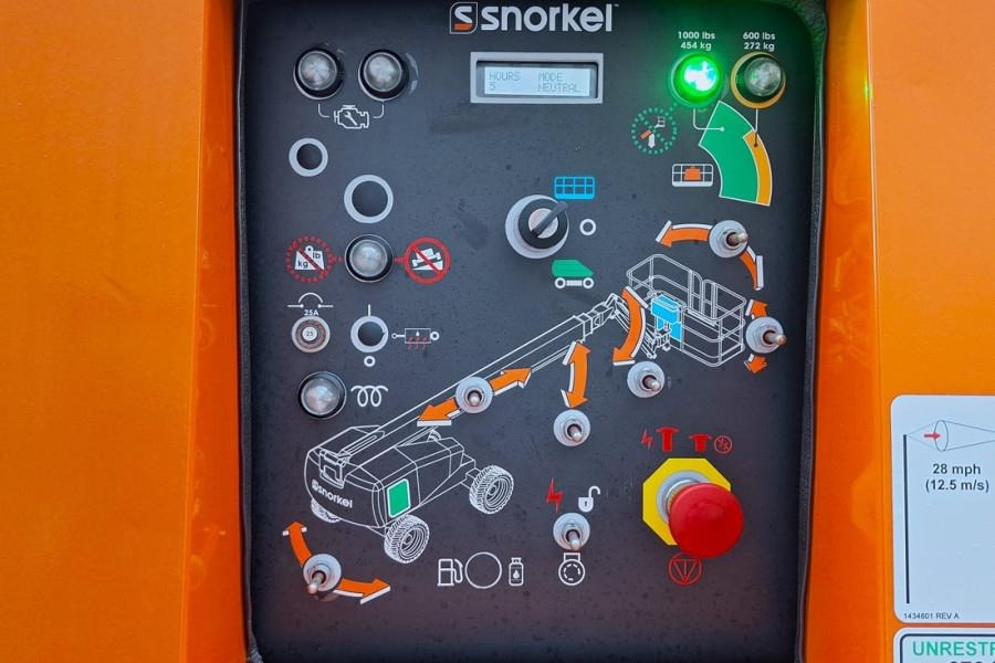 Snorkel 460SJ Valid Inspection, *Guarantee! CE, Diesel, 4x  - Plataforma telescópica: foto 4 Snorkel 460SJ Valid Inspection, *Guarantee! CE, Diesel, 4x  - Plataforma telescópica: foto 4
