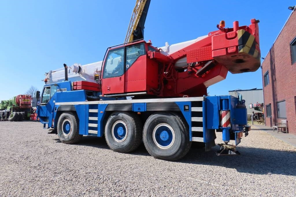 Liebherr LTM 1055-1 - Grua todo o terreno: foto 4 Liebherr LTM 1055-1 - Grua todo o terreno: foto 4