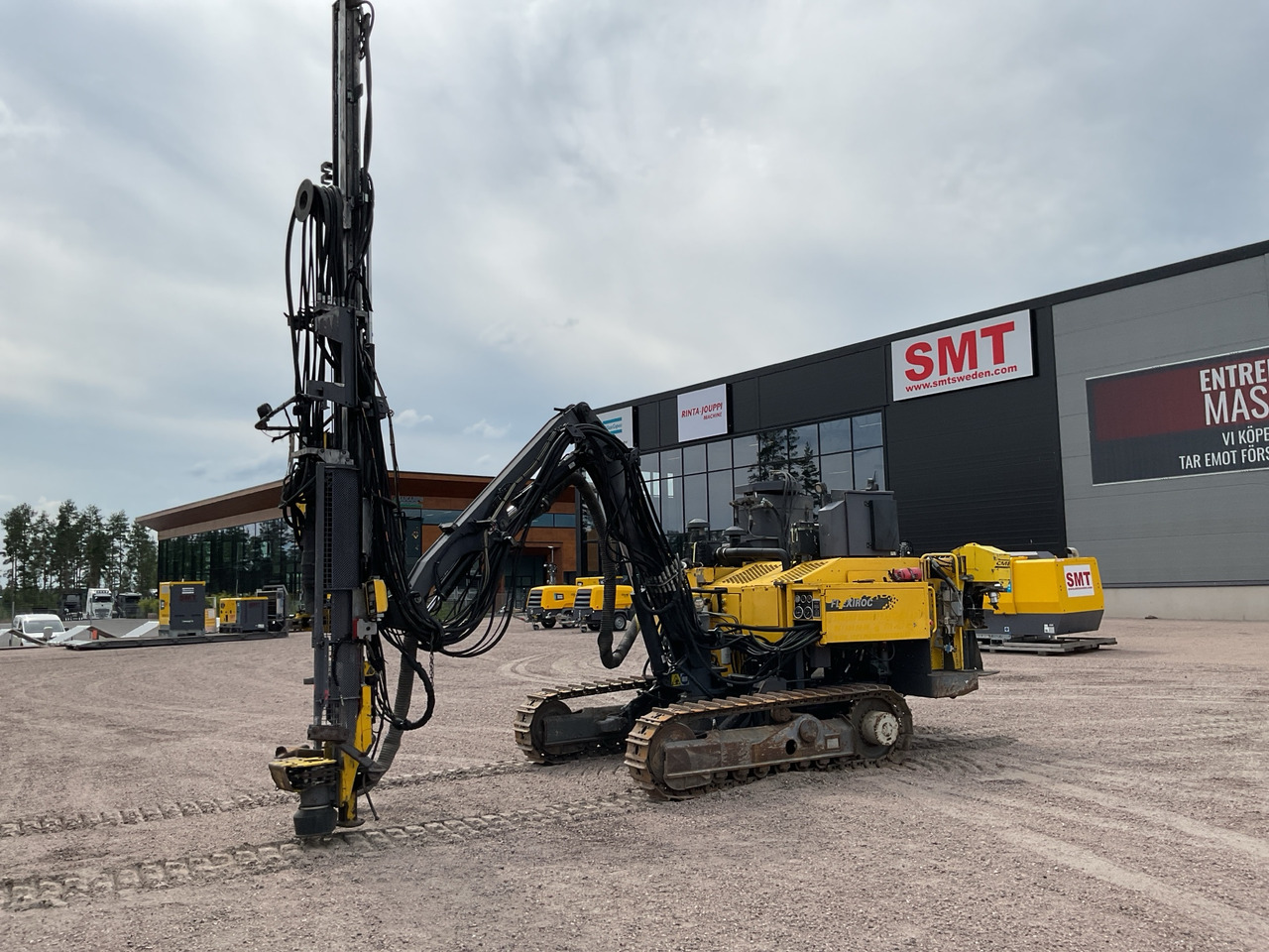 Atlas Copco Flexiroc T30R-03 - Máquina de perfuração: foto 1 Atlas Copco Flexiroc T30R-03 - Máquina de perfuração: foto 1