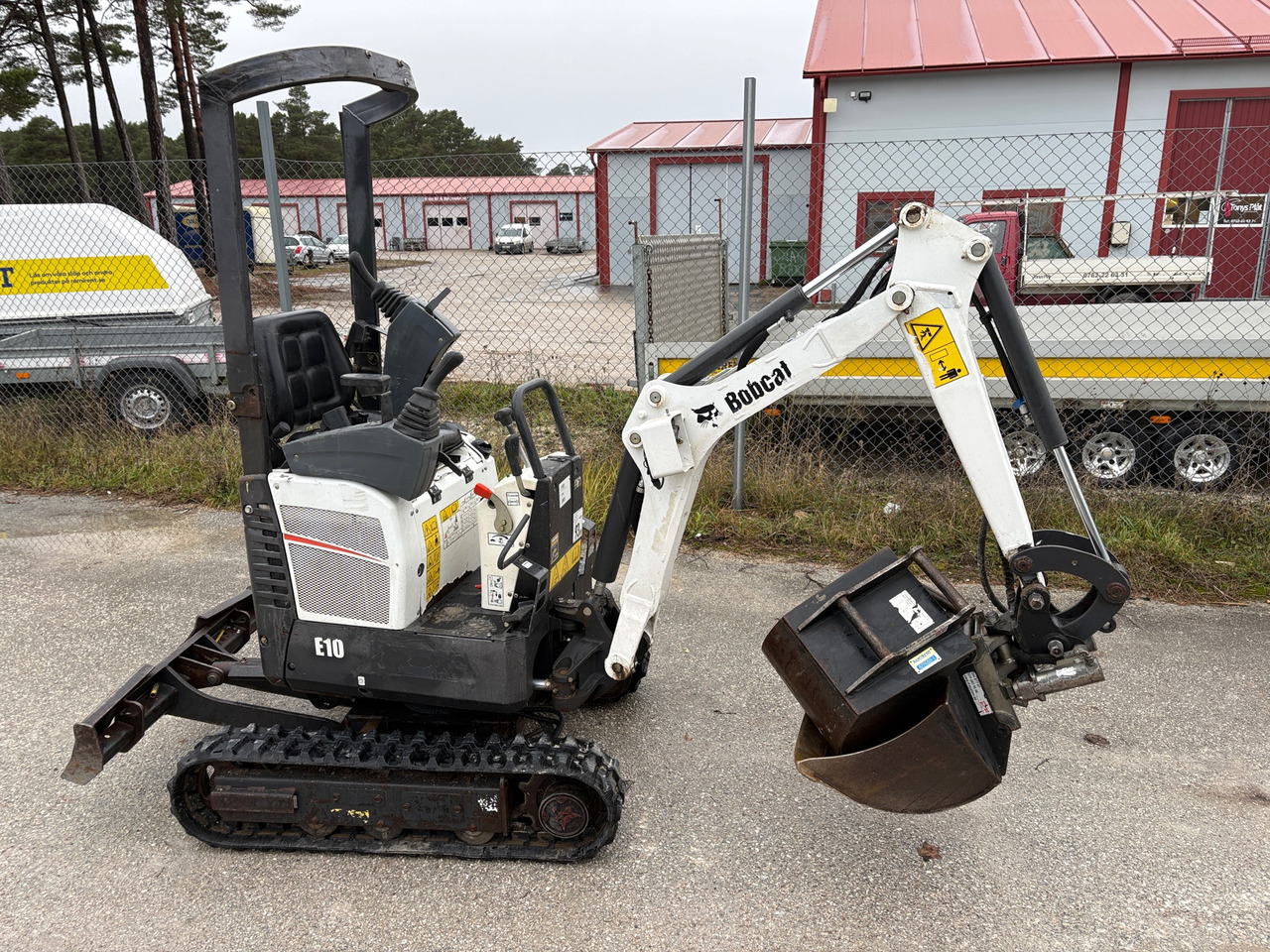 Bobcat E10 - Escavadeira: foto 1 Bobcat E10 - Escavadeira: foto 1