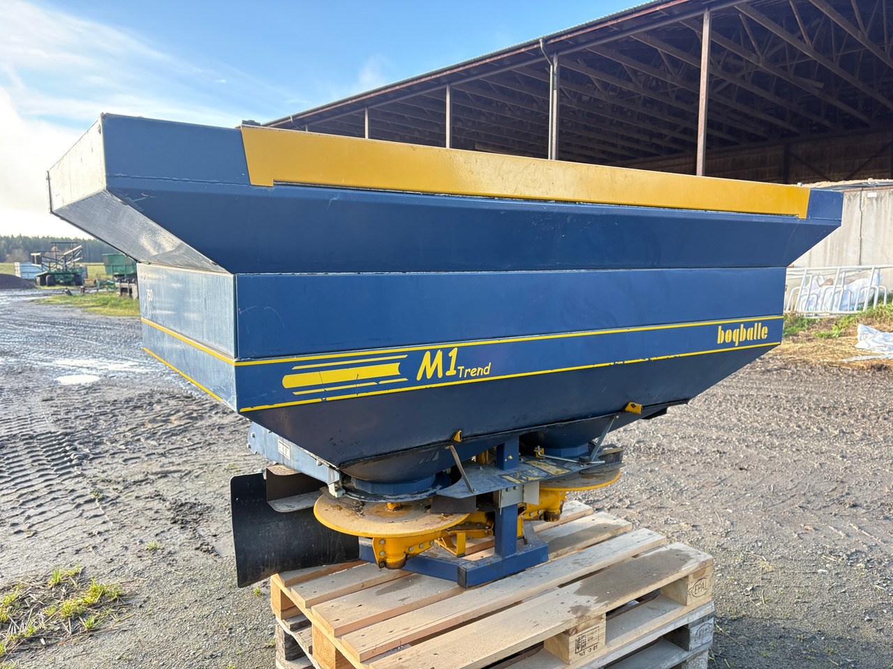 Bogballe M1 Trend - Distribuidor de fertilizantes: foto 1 Bogballe M1 Trend - Distribuidor de fertilizantes: foto 1