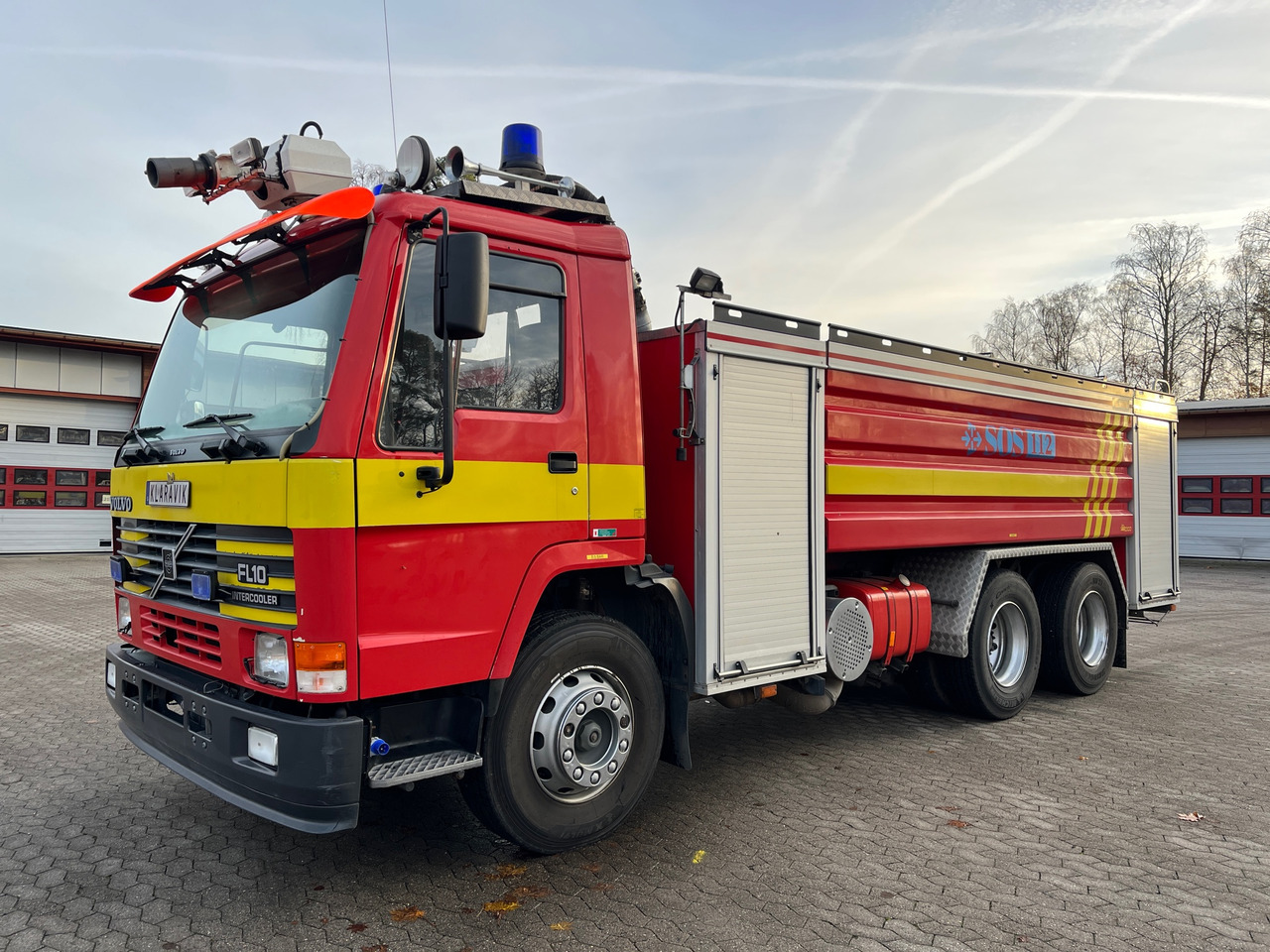 Volvo FL10 6x2 - Camião: foto 1 Volvo FL10 6x2 - Camião: foto 1