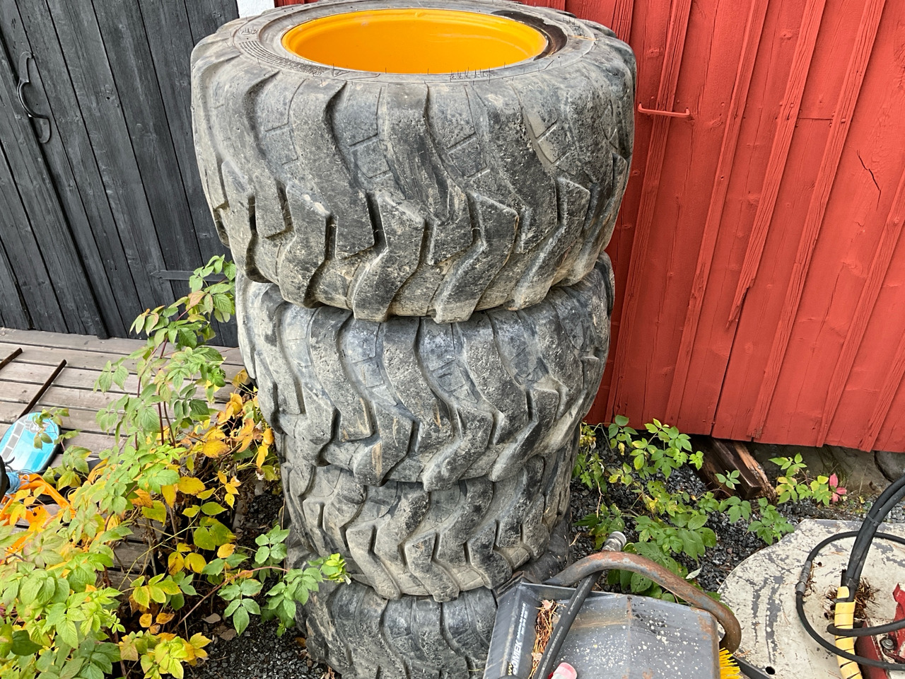 Camso WEX732 - Pneu por Máquina de construção: foto 1 Camso WEX732 - Pneu por Máquina de construção: foto 1