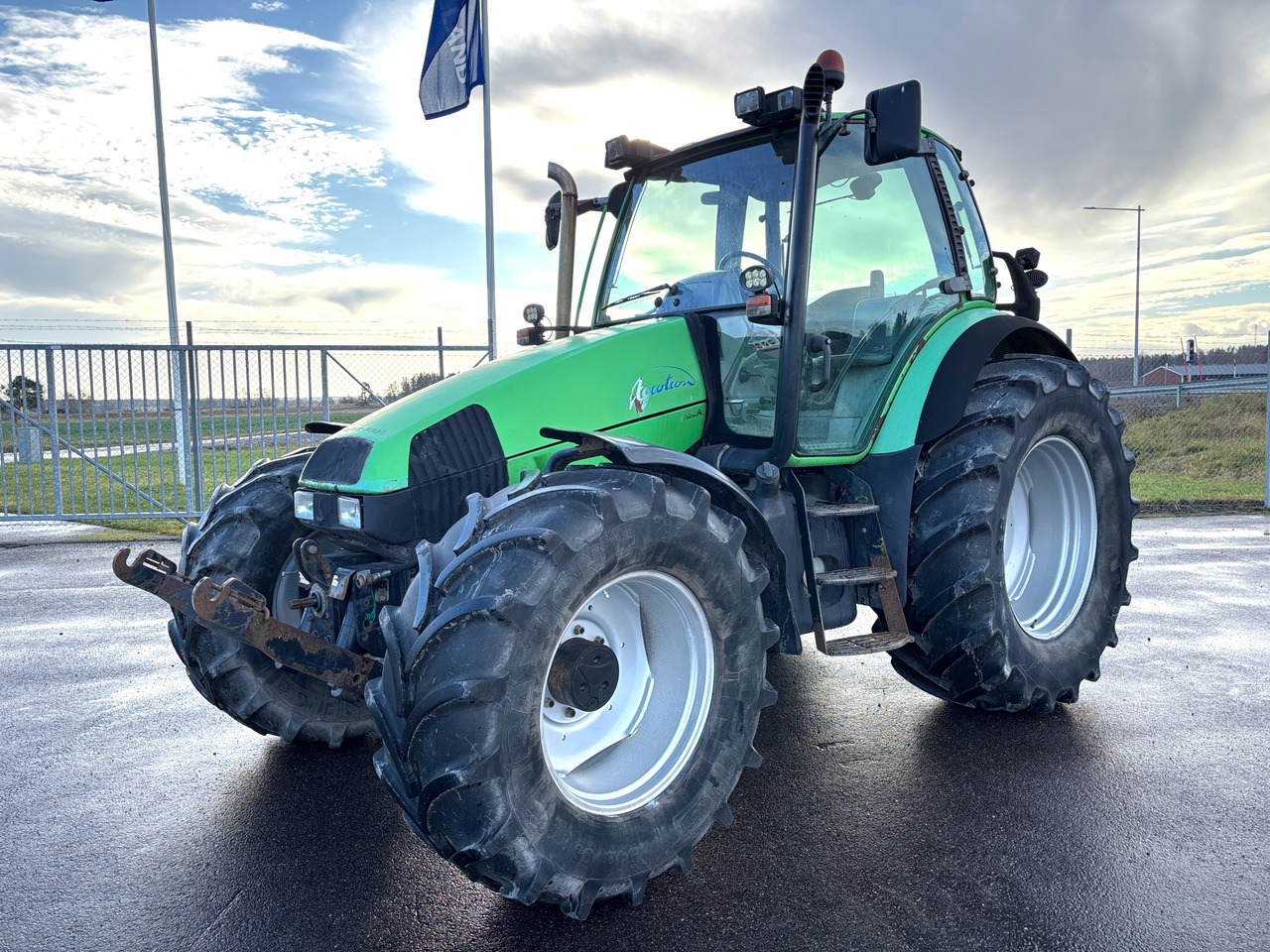 Deutz 6.45 Agrotron - Trator: foto 1 Deutz 6.45 Agrotron - Trator: foto 1